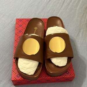 Patos slide by Tory Burch